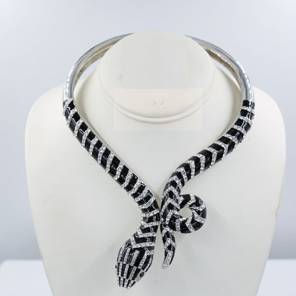 NE-00814-3CL SNAKE NECKLACE