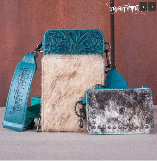 TR159 -183A TQ Trinity Ranch Genuine Hair-On Cowhide/Phone Purse with Coin Pouch